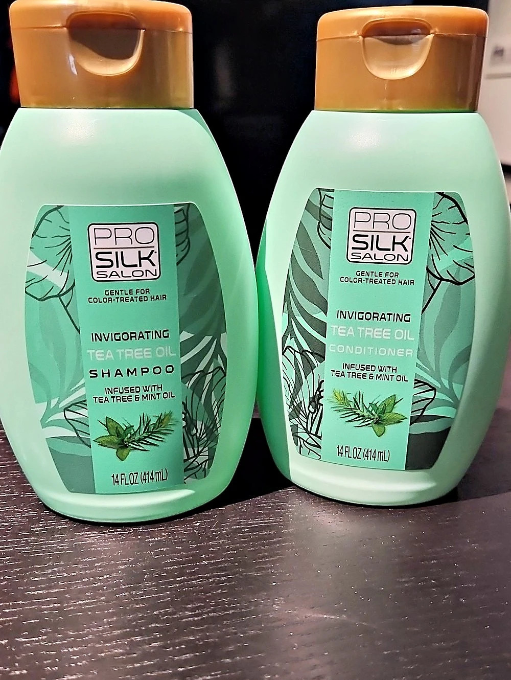 Pro Silk Salon Invigorating Tea Tree Oil Shampoo and Conditioner Set